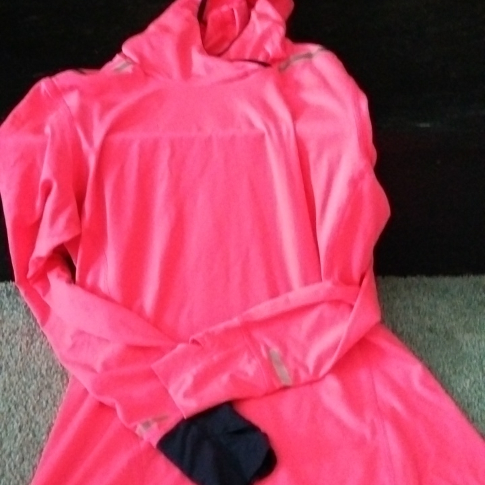 Brooks Running or biking shirt Make Offer!